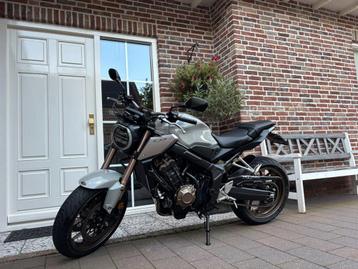 HONDA CB650R cb650r neo sports cafe honda (bj 2020) cb650ra beschikbaar voor biedingen