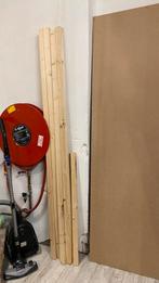 Diverse balken en MDF, Doe-het-zelf en Verbouw, Hout en Planken, Ophalen, Zo goed als nieuw, 200 tot 250 cm, 50 mm of meer