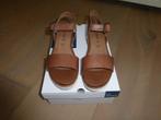Lederen sandaaltjes maat 37 Nieuw bruin, Bruin, Nieuw, Sandalen of Muiltjes, Ophalen of Verzenden
