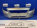 Volvo v40 voorbumper origineel 2012+, Auto-onderdelen, Carrosserie en Plaatwerk, Ophalen of Verzenden, Gebruikt, Voor, Bumper