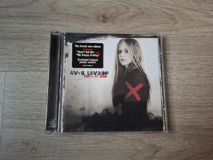 Cd Avril Lavigne – Under My Skin. (2004), Cd's en Dvd's, Cd's | Rock, Zo goed als nieuw, Poprock, Ophalen of Verzenden