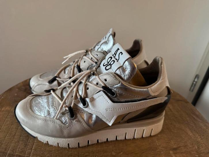 *A.S.98* Gave sneakers mt 38 Zeer goede staat!, Kleding | Dames, Schoenen, Zo goed als nieuw, Sneakers of Gympen, Wit, Ophalen of Verzenden