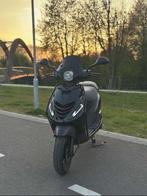 Piaggio zip 4t 50cc 2020, Fietsen en Brommers, Scooters | Piaggio, Ophalen, Maximaal 45 km/u, Zip, Zo goed als nieuw