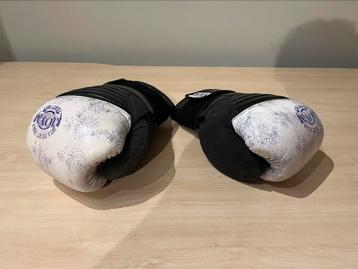 Joya Bokshandschoenen 10 oz beschikbaar voor biedingen