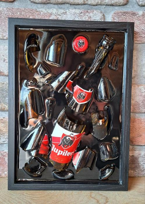Jupiler flesje verwerkt in een lijst met Epoxy, Antiek en Kunst, Kunst | Schilderijen | Modern, Ophalen of Verzenden