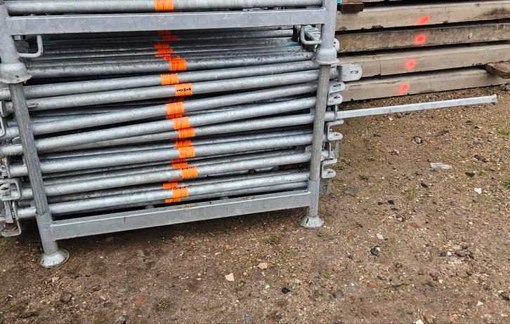 Layher AR hulpkortling 140cm + 80cm uitschuiver, Doe-het-zelf en Verbouw, Steigers, Nieuw, Overige typen, 5 meter of hoger, Ophalen