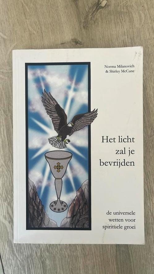 N. Milanovich - Het licht zal je bevrijden, Boeken, Filosofie, Gelezen, Ophalen of Verzenden
