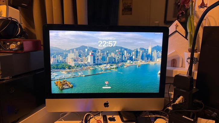 Zeer nette 21.5 inch  iMac 2019 - Krachtige prestaties!, Computers en Software, Apple Desktops, Zo goed als nieuw, iMac, HDD, 3 tot 4 Ghz
