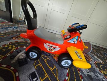 Mickey Mouse vliegtuigloper   beschikbaar voor biedingen