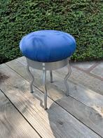 Blauw fluwelen krukje, Ophalen, Gebruikt, IJzer