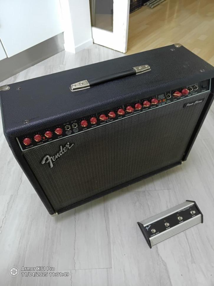 Fender Power Chorus – 400 Watt versterker (USA made), Muziek en Instrumenten, Snaarinstrumenten | Gitaren | Elektrisch, Zo goed als nieuw