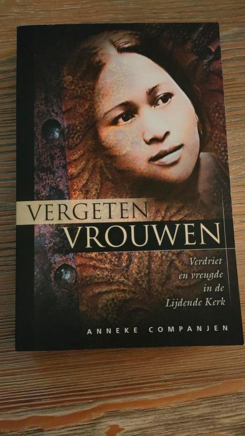 A. Companjen - Vergeten vrouwen, Boeken, Godsdienst en Theologie, Zo goed als nieuw, Ophalen of Verzenden