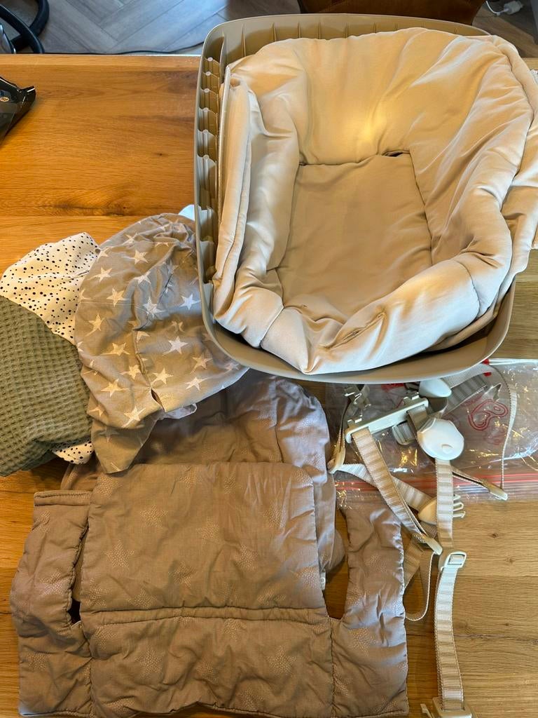 Stokke Tripp Trapp newbornset met accesoires, Kinderen en Baby's, Kinderstoelen, Ophalen of Verzenden, Gebruikt, Overige typen