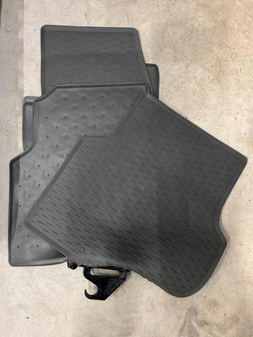 Nieuw! partij rubber automatten VW/Seat/Skoda – 31 sets. beschikbaar voor biedingen