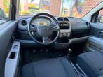 Daihatsu Sirion 2 1.0-12V Premium VERKOCHT! NIEUWE APK / RIJ, Auto's, Daihatsu, Voorwielaandrijving, Stof, Gebruikt, Met garantie (alle)