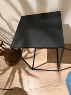 Zwart metalen bijzettafel - Vierkant, Minder dan 55 cm, Metaal of Aluminium, Vierkant, Zo goed als nieuw