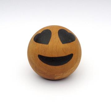 Spring Copenhagen - Heart Eyes Emoji - paperweight beschikbaar voor biedingen