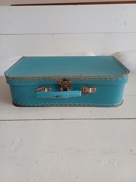 Lichtblauw Koffertje, Antiek en Kunst, Curiosa en Brocante, Ophalen of Verzenden