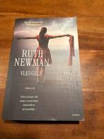 Vleugels - Ruth Newman - Thriller, Ophalen of Verzenden, Gelezen, Nederland