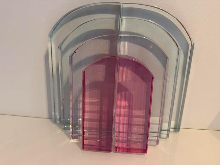 Alissia boekenstandaard van Richmond Interiors, Huis en Inrichting, Woonaccessoires | Overige, Zo goed als nieuw, Ophalen of Verzenden