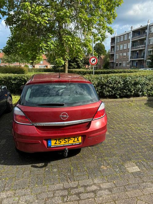 Opel Astra 1.6 16V 5D 77KW 2006 Rood, Auto's, Opel, Bedrijf, Benzine, C, Hatchback, Handgeschakeld, Origineel Nederlands, Rood