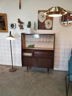 Vintage wandmeubel met vitrine mid century, Huis en Inrichting, Kasten | Wandmeubels, 25 tot 50 cm, Ophalen of Verzenden, Zo goed als nieuw