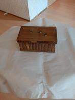 Boeken kistje   met geheim vak., Ophalen of Verzenden