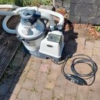 Intex zandfilterpomp 4m3/u + skimmer evt. met gratis zwembad, Ophalen, Gebruikt, Zwembadpomp
