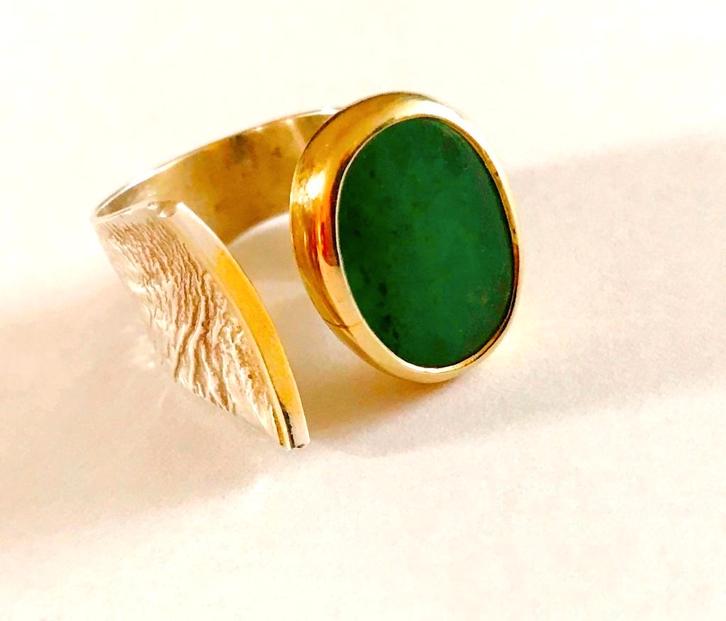 950 zilveren ring met jade en goud, maat 18-19 verstelbaar, Sieraden, Tassen en Uiterlijk, Antieke sieraden, Ring, Zilver, Met edelsteen