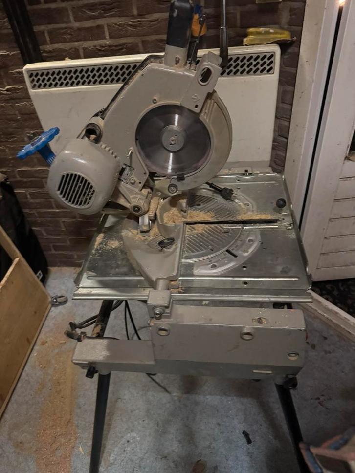 Elu zaagtafel / afkortzaag, Doe-het-zelf en Verbouw, Gereedschap | Zaagmachines, Gebruikt, Overige typen, 1200 watt of meer, 30 tot 70 mm