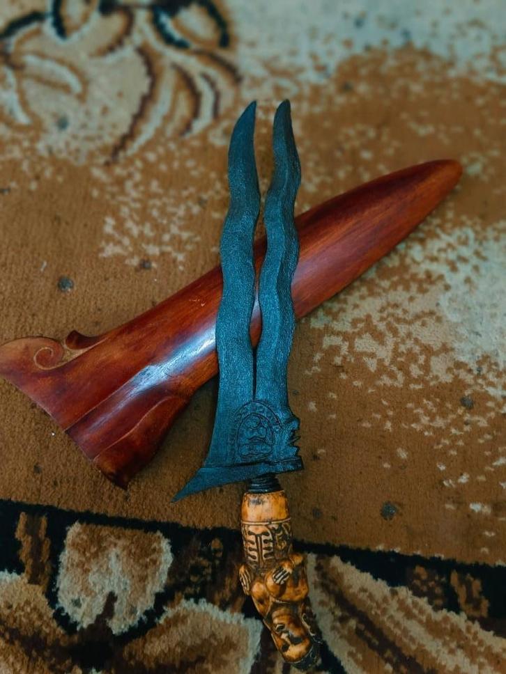 Keris Bethok Putut Dubbel Lemmet Pamor Keleng SVD80, Antiek en Kunst, Kunst | Niet-Westerse kunst, Verzenden