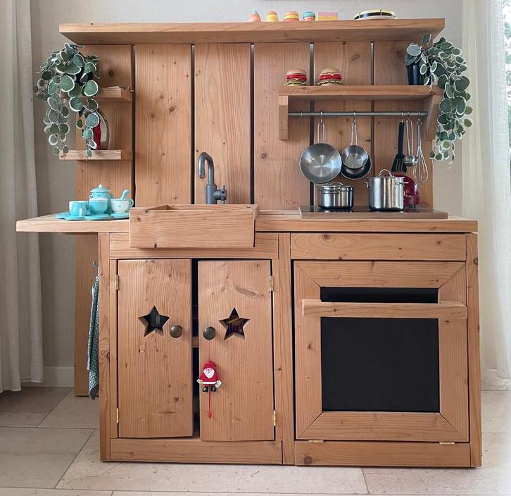 Grote kinderkeuken met toebehoren, Kinderen en Baby's, Speelgoed | Speelkeukens, Gebruikt, Speelkeuken, Hout, Ophalen