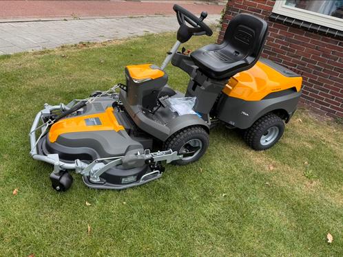 Nieuwe stiga park 500W 2 cilinder stuurbekrachtiging 100cm!!, Tuin en Terras, Zitmaaiers, Zo goed als nieuw, 90 tot 120 cm, Elektrische starter