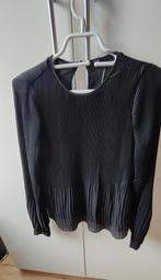 Zwarte plisse blouse van Zara maat XS, Kleding | Dames, Blouses en Tunieken, Ophalen of Verzenden, Zo goed als nieuw, Maat 34 (XS) of kleiner