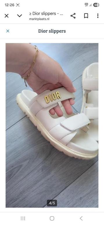 Dior slippers beschikbaar voor biedingen