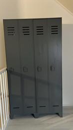WOOOD Stijn lockerkast - staalgrijs grenenhout, Ophalen, Zo goed als nieuw, Industrieel