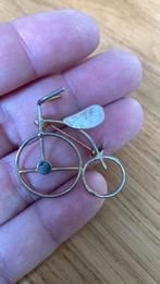 Vintage speldje / broche, Ophalen of Verzenden, Gebruikt, Sport, Speldje of Pin