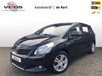 Toyota Verso 1.8 VVT-i Executive 7 Persoons, Panoramadak, Ke beschikbaar voor biedingen