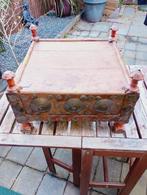 Antieke Punjabi tafeltje met opbergvak regio Punjab India, Ophalen of Verzenden