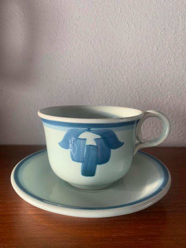 Bo Fajans Gefle Sweden Termo kop en 3 schotels, Antiek en Kunst, Antiek | Servies los, Verzenden