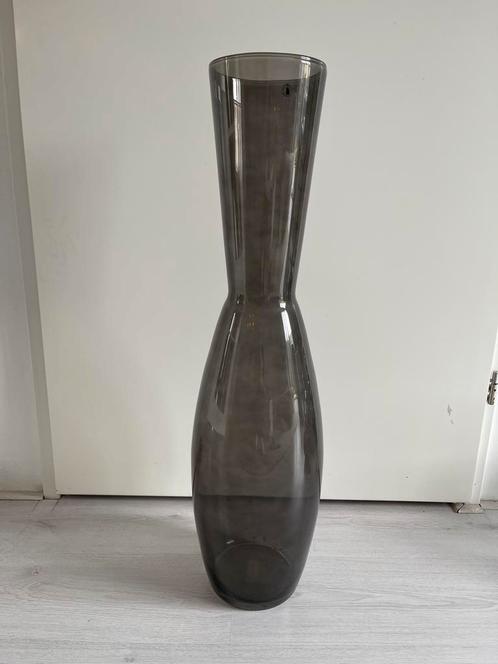 Hoge vaas 82,5 cm zwart rookglas, Huis en Inrichting, Woonaccessoires | Vazen, Gebruikt, Zwart, 75 cm of meer, Glas, Ophalen
