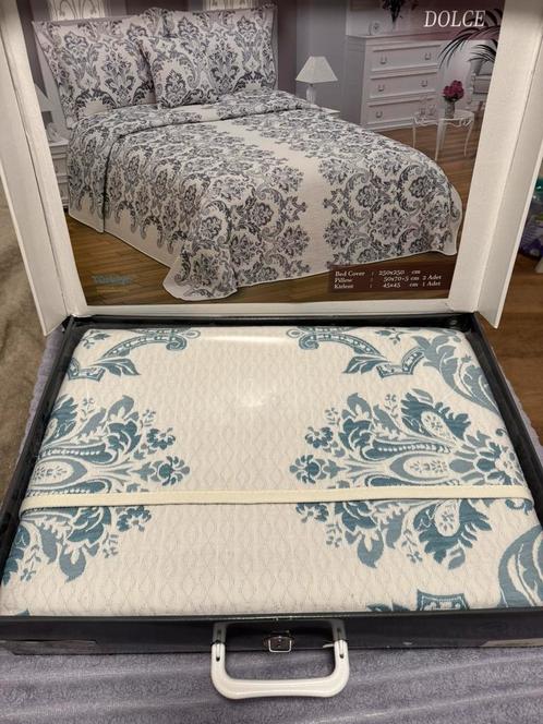 bedsprei in de set efor first elegant dolce mavi super king, Kleding | Dames, Positiekleding, Nieuw, Ophalen of Verzenden