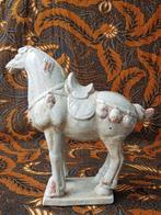 Mooi oud Chinees terracotta beeld van een paard 30 cm., Antiek en Kunst, Ophalen of Verzenden
