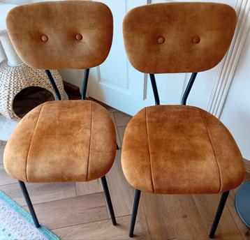 Leuke eetkamerstoelen velvet cognac - 2 stuks beschikbaar voor biedingen
