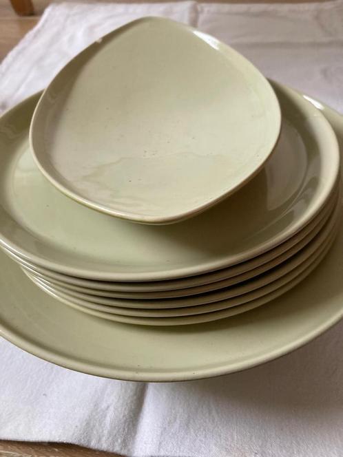 Servies Fris Edam Jubilant Renetgroen, Antiek en Kunst, Antiek | Servies compleet, Ophalen of Verzenden