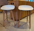 2 Hay Krukken AAS32 - Gebruikt, Huis en Inrichting, Barkrukken, Ophalen, Gebruikt, 60 tot 90 cm, Hout