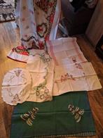 Allerlei maten kerstkleden,vierkant,rond,ovaal, rechthoek, Huis en Inrichting, Ophalen of Verzenden, Zo goed als nieuw, Vierkant