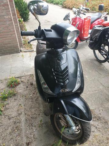 Iva firanzo snor scooter opknapper gratis  beschikbaar voor biedingen