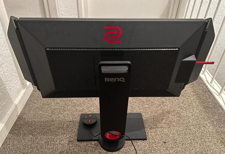 BENQ ZOWIE XL2546, Computers en Software, Monitoren, Zo goed als nieuw, 201 Hz of meer, DisplayPort, HDMI, Gaming, Hoofdtelefoonaansluiting