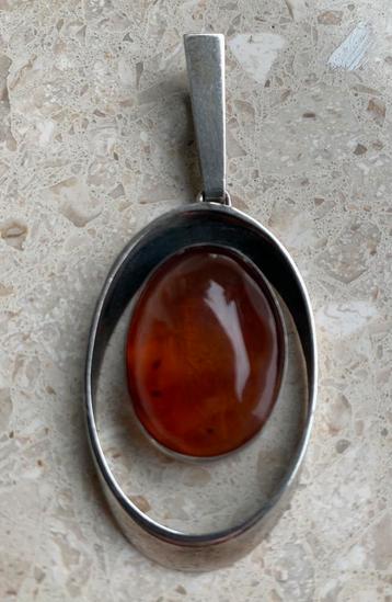 Vintage zilveren hanger, art deco stijl. beschikbaar voor biedingen